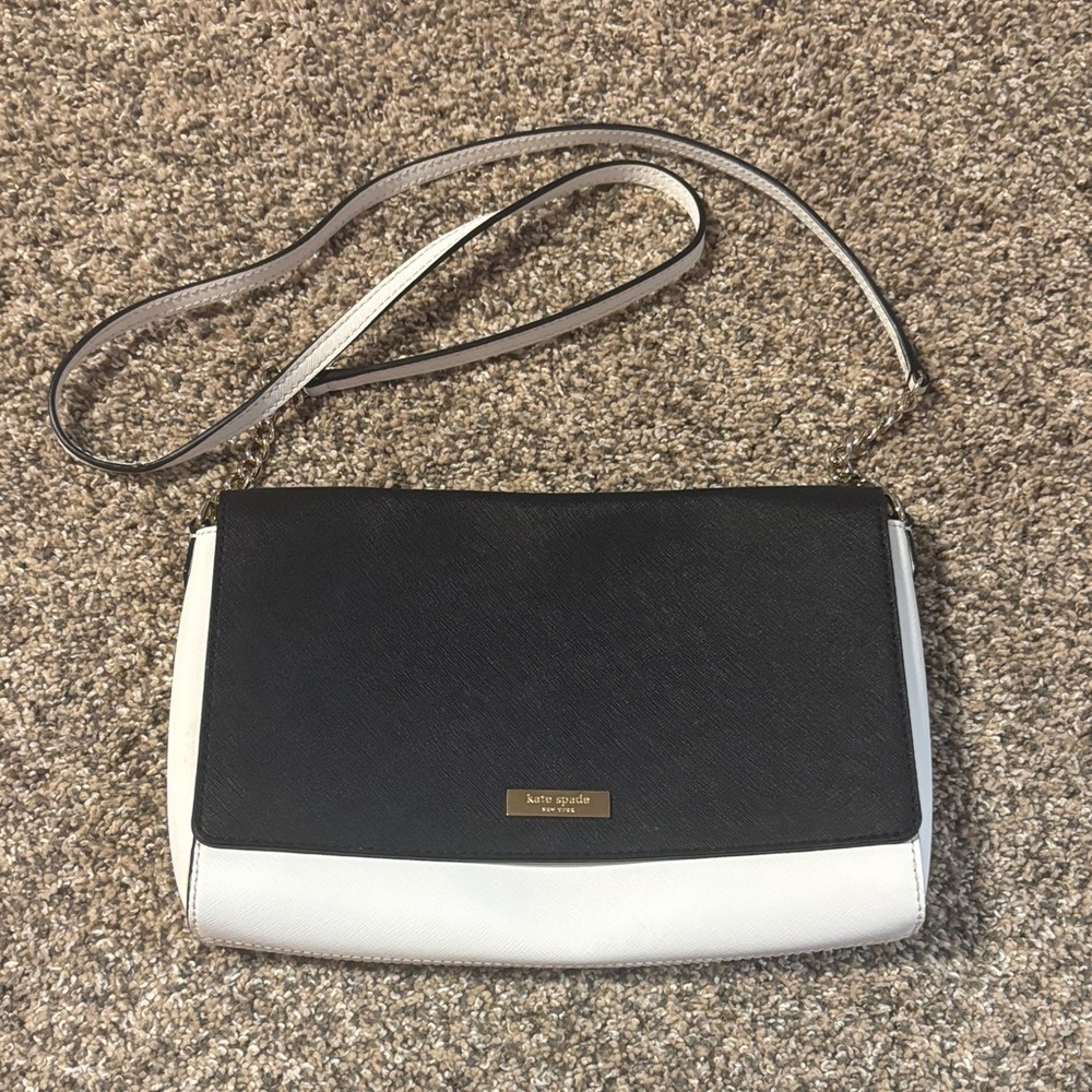 Kate Spade black & white crossbody!